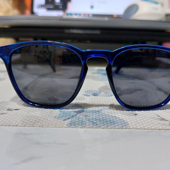 Foster Grant Reading and Sunglass Beautiful Sharp Blue Color+1.50 MS0323 PD 62mm - Picture 2 of 6